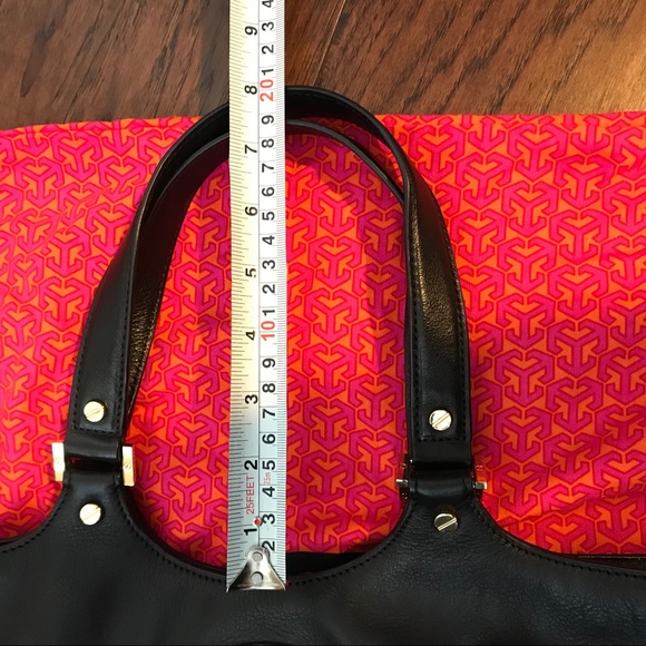 Like New! Tory Burch black purse. - Picture 8 of 8